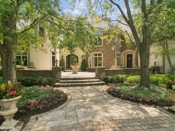 5688 Rosos Pkwy, Long Grove, IL 60047