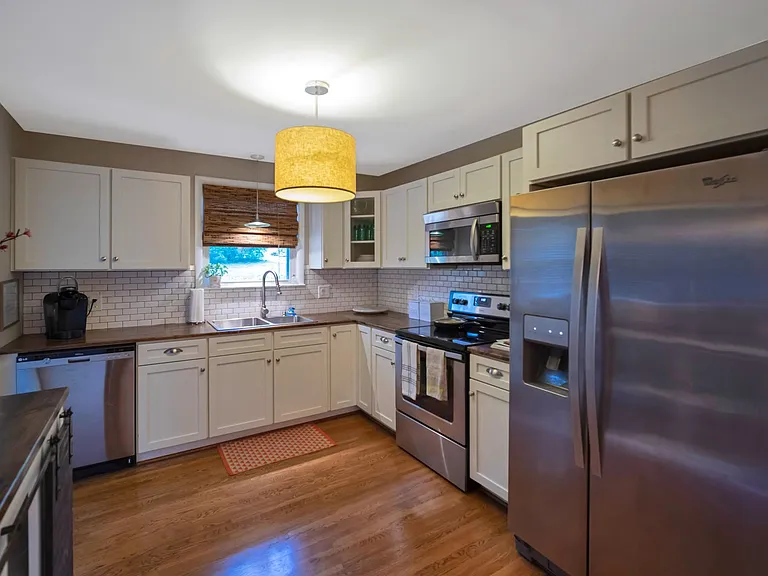 1008 Milesdale Dr — Photo 6