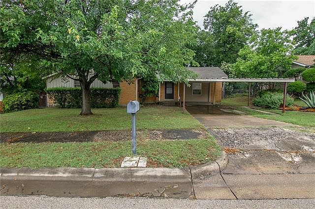 1st image of 7933 Chaparral Dr