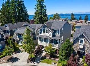 3051 Briarcliff Ln W, Seattle, WA 98199