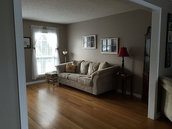 4th image of 3865 South Ct