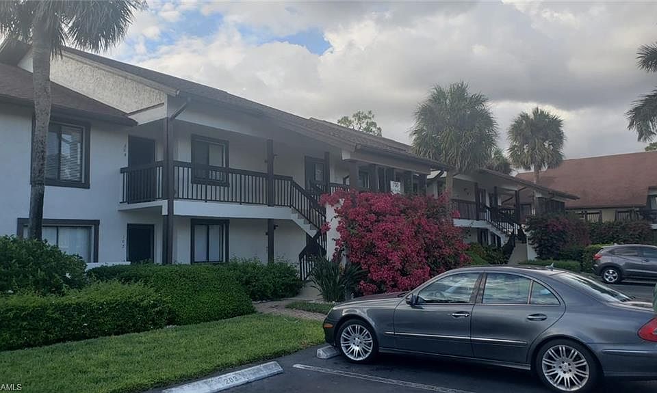 2nd image of 700 Misty Pines Cir #G-103