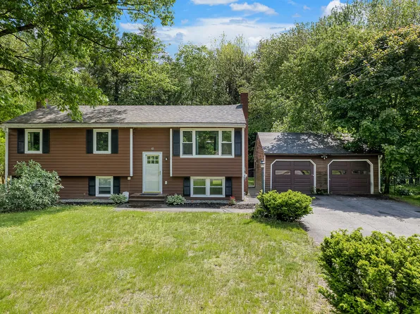 12 Huston Street, Lisbon, ME 04252