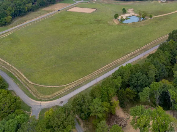 5500 Sunshine Ln, Pangburn, AR 72121