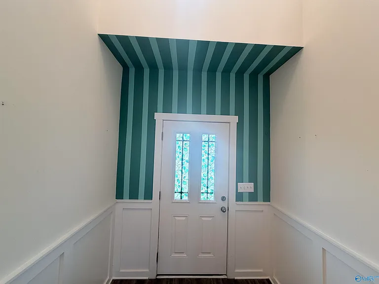 4200 Textile Ln SW — Photo 3