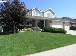 3742 Bromley Dr, Fort Collins, CO 80525