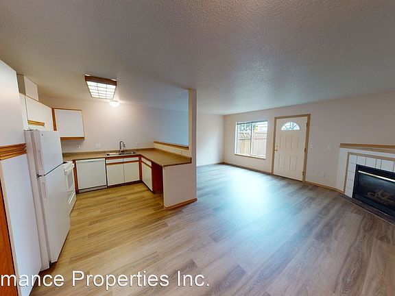 3rd image of 710 Polk St APT C