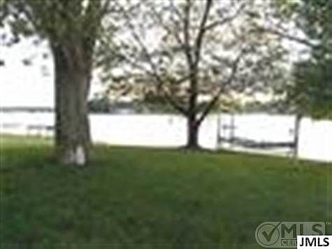 4th image of 142 Castlewood Dr