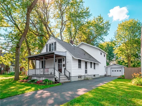 307 Lomond Pl, Utica, NY 13502