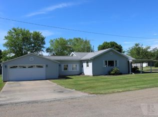 820 Pine St, Donnellson, IA 52625