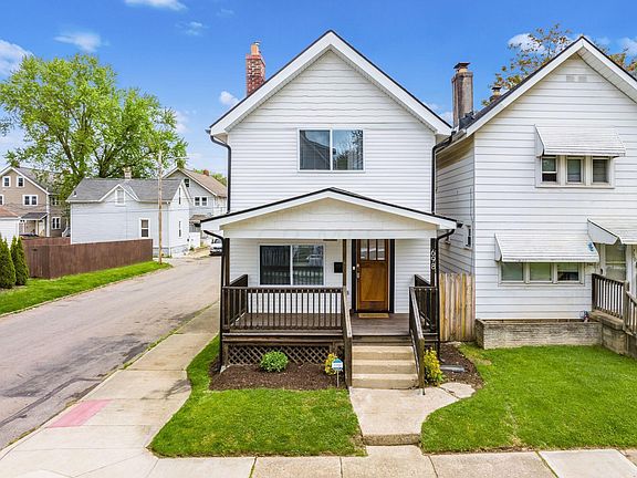 2nd image of 698 Reinhard Ave
