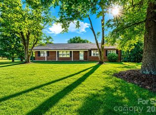 1631 Lynn Mountain Rd, Vale, NC 28168