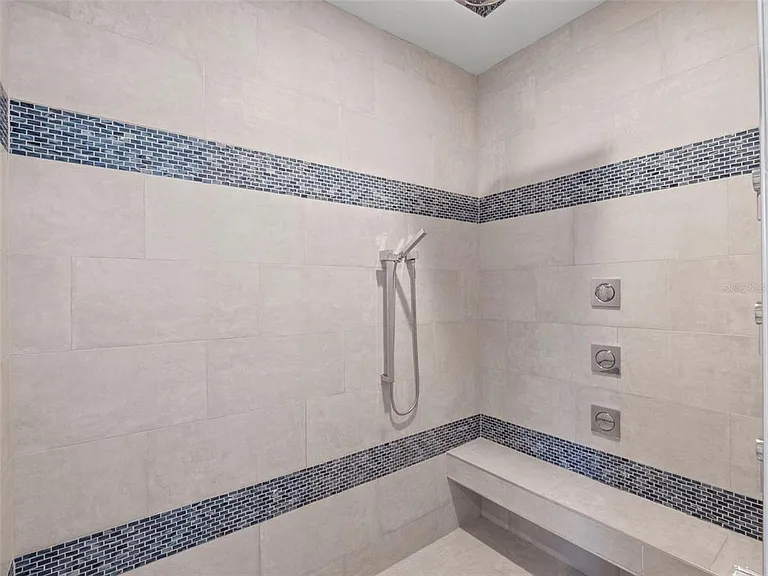 1021 Temple Grove Pl — Photo 22