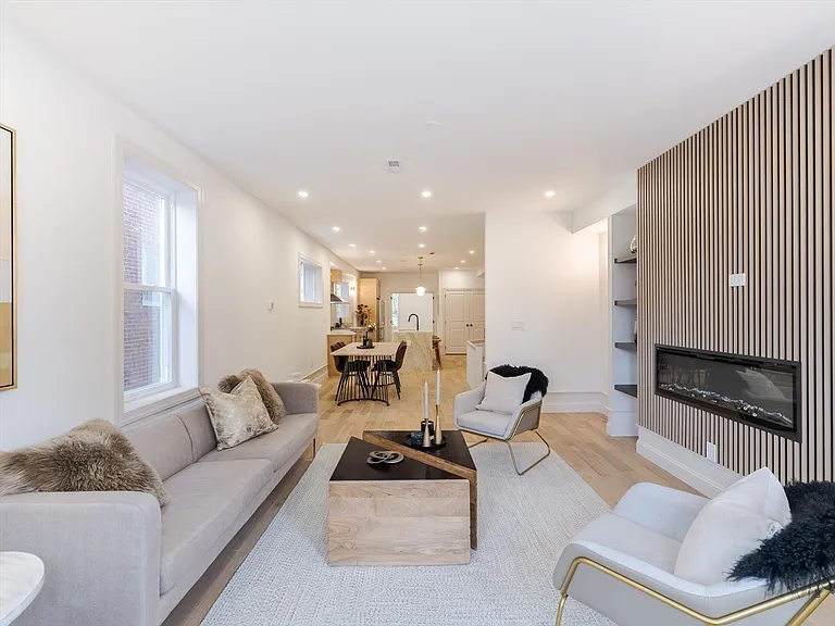 413 S 51st St #2 — Photo 9
