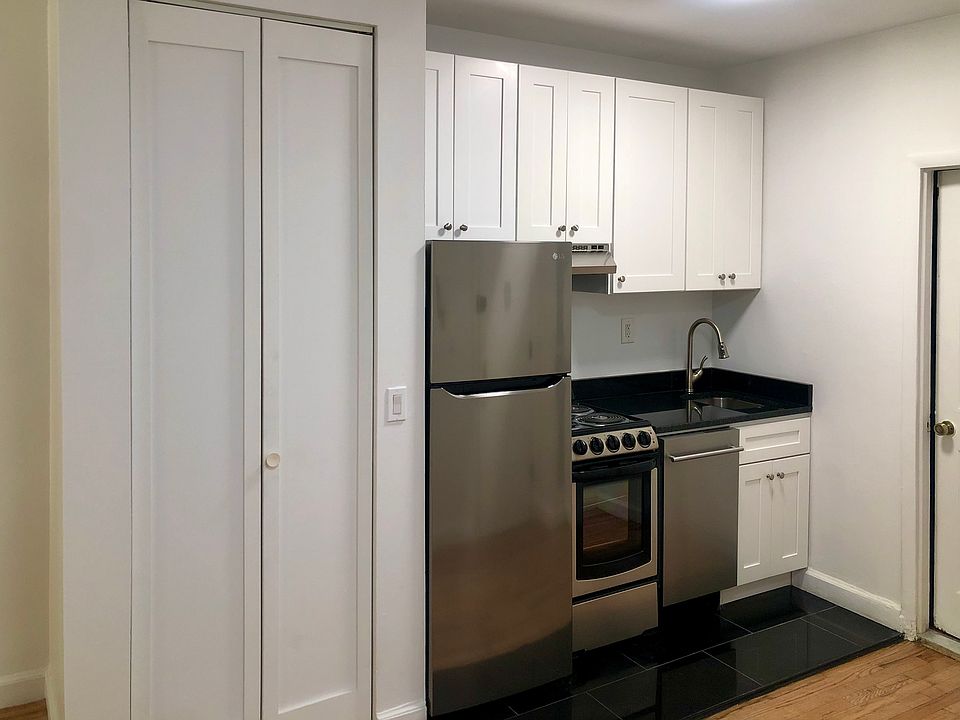 1st image of 410 E 78th St #2FN