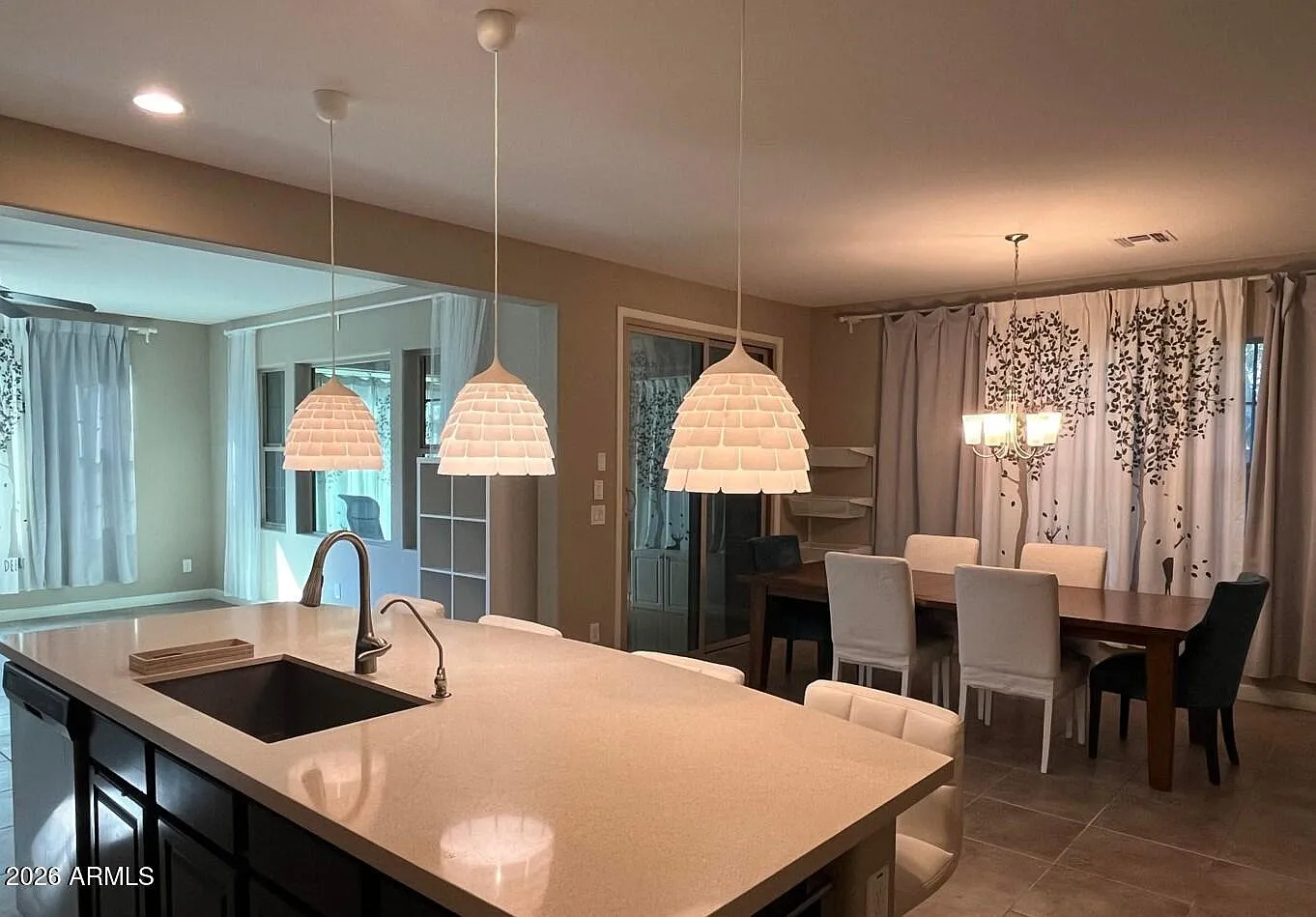 3 bed, 3.0 bath, 2363 sqft, $2,900 — Photo 3