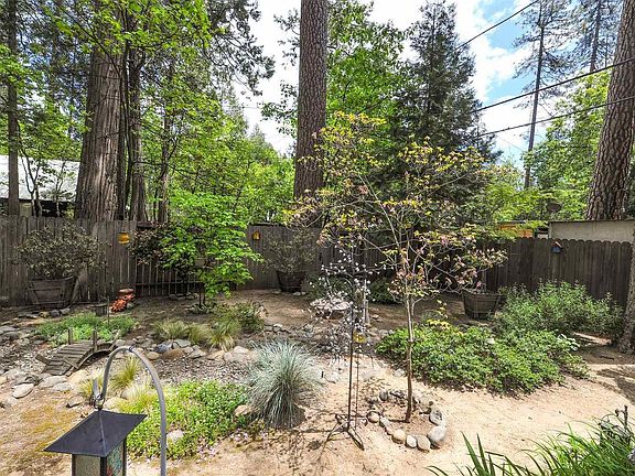 3rd image of 23030 Strauch Dr