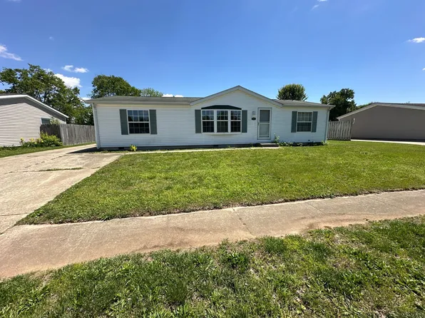4727 Breckenridge Dr, Columbus, IN 47203