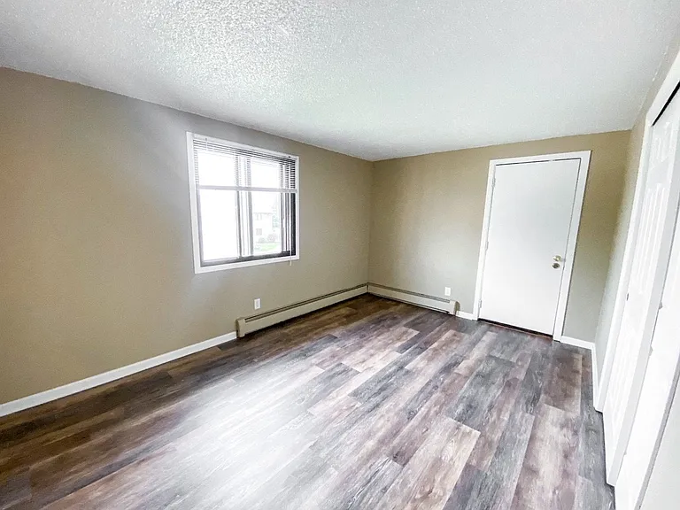 Capitol View Apartments — Photo 36