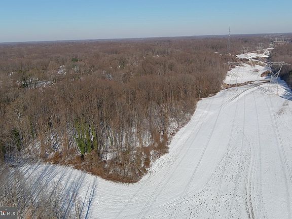 2nd image of 60 Friendship Rd