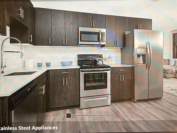 5th image of 180 W Lake St #1105