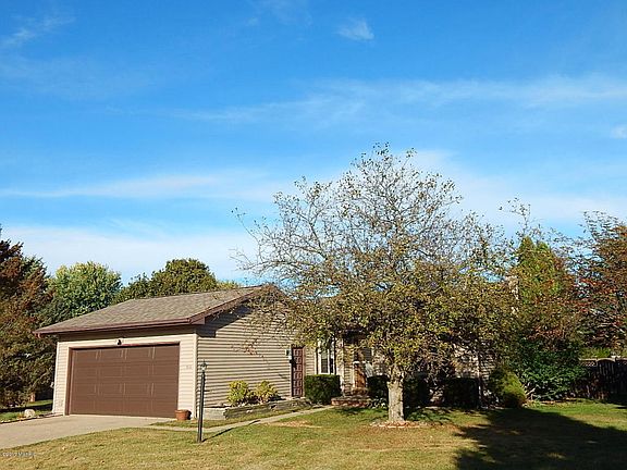 2nd image of 1001 Eaton Green Dr