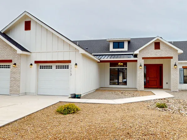 1713 W Poco St, Hobbs, NM 88240