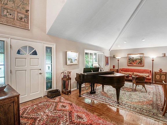 5th image of 19490 Franquelin Place