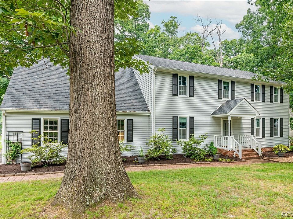1st image of 2700 Anglewood Dr