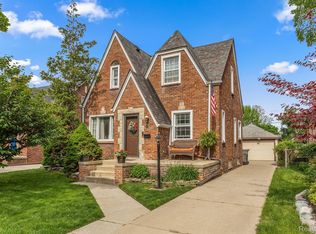 335 Nash St, Dearborn, MI 48124