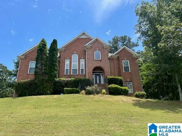 200 Grande View Ln, Maylene, AL 35114