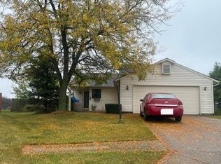 5725 Senna Ct, Fort Wayne, IN 46804