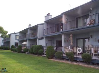 1715 River Rd APT 31, Saint Clair, MI 48079