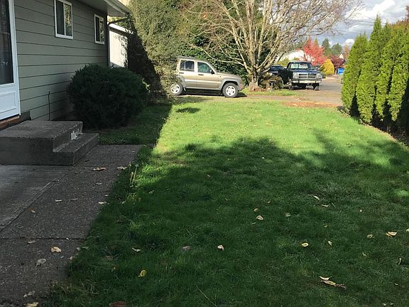 2nd image of 2875 SE 75th Ave