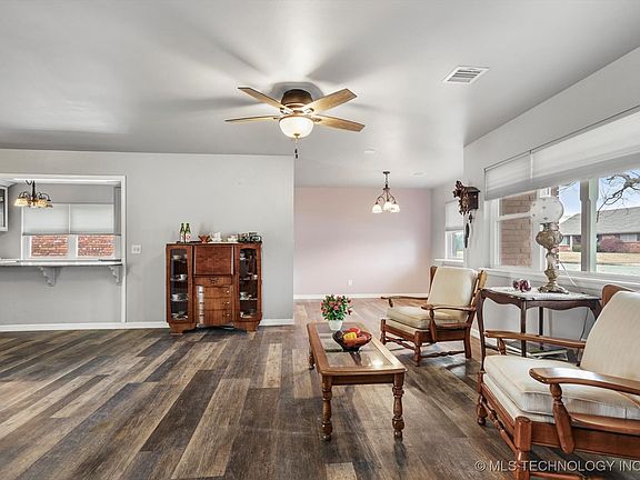 3rd image of 2039 S 69th East Pl