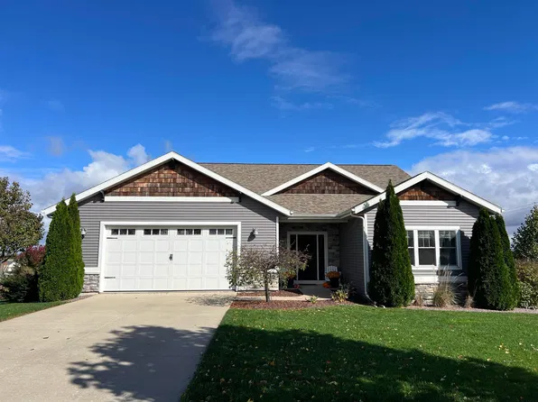 513 Little Fox Trl, Mount Horeb, WI 53572