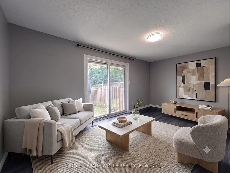 138 Blackhorne Dr #4 — Photo 2