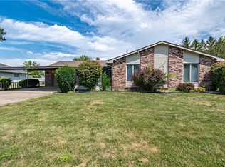 430 McGaughey Dr, Mt Zion, IL
