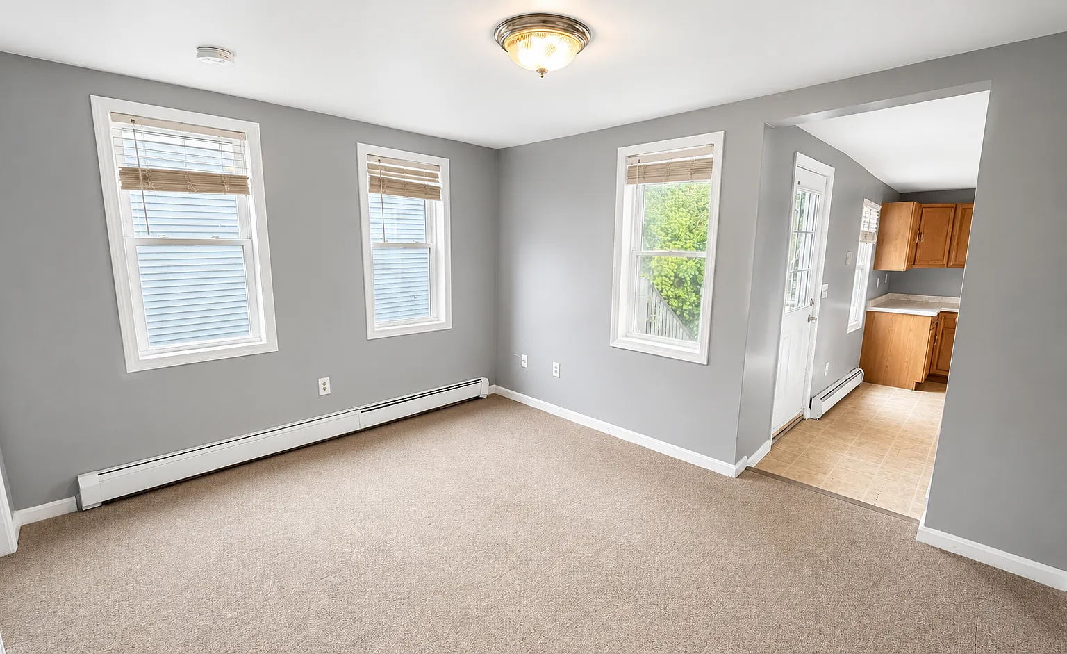 50 Charles St — Photo 2