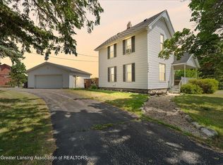 13696 N River Hwy, Grand Ledge, MI 48837