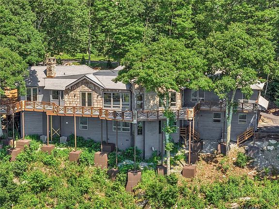 5th image of 1122 Summit Park Drive