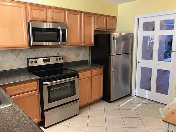 5th image of 9418 Bay Colony Dr APT 3N