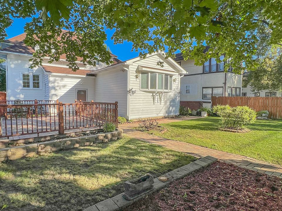 1106 North Ave, Waukegan, IL 60085 Zillow