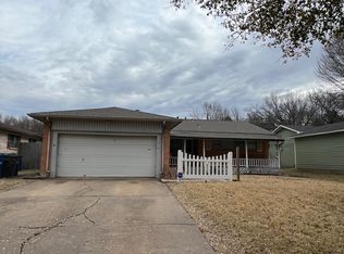350 Crusader Dr, Dallas, TX 75217