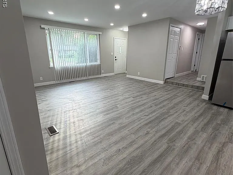 43134 Penny Dr — Photo 4