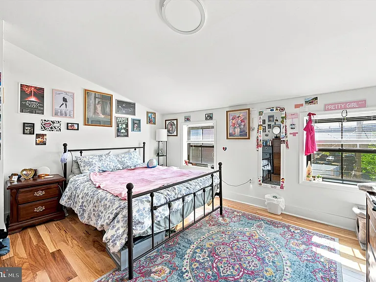 934 New Market St #3 — Photo 10