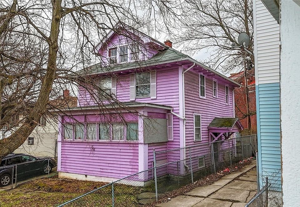 1st image of 62 W Parade Ave