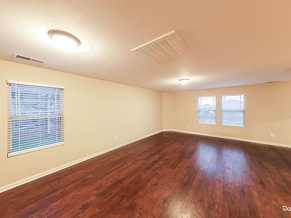 5th image of 112 Pitts Griffin Dr