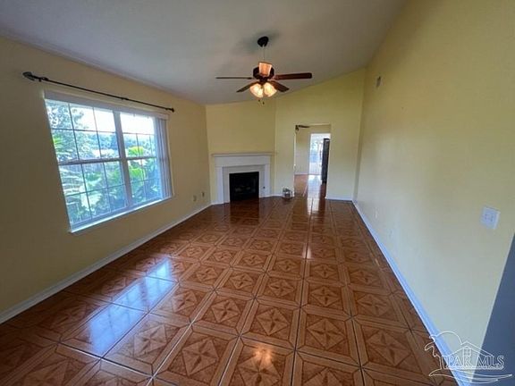 2nd image of 1401 Greystone Dr