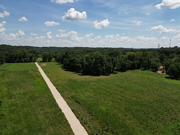 4th image of 1 Howe Xing